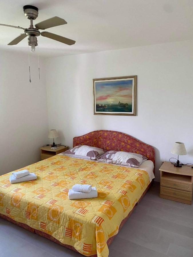 Genesis Apartment Trogir Luaran gambar